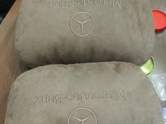 -上海星瀚奔驰4S店(红柳路店)