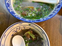 -元志初腊汁肉夹馍(钟楼粉巷店)