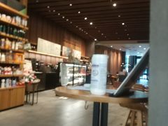 -星巴克臻选(青岛金狮广场店)