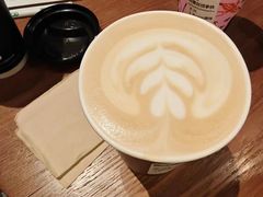 -星巴克臻选(上海虹桥新天地三店)