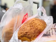 椰蓉面包-钟楼大面包