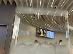 -喜茶(迪士尼小镇·平行宇宙店)