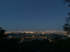 -鬼笑石后山停车场