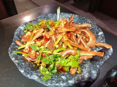 -愿者上钩·纸包鱼(翻身店)