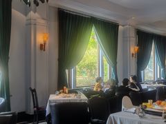 靠窗位-夏朵花园(复兴西路店)