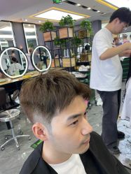 -藤野造型烫染·漂发