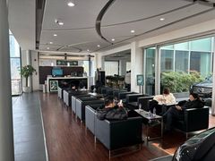 -杭州中升之星奔驰4S店(滨江店)