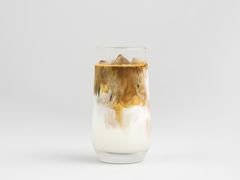 冰拿铁-Bracket Coffee(银河SOHO店)