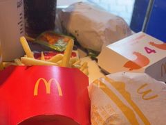 -麦当劳(佛山流行前线店)