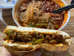 -老字号杨坡红油米线腊汁肉夹馍(东四道巷店)
