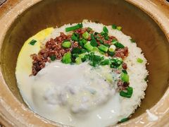 窝蛋牛肉饼煲仔饭-红星光发煲仔饭(文海店)