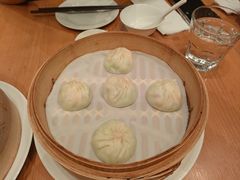 丝瓜虾仁小笼包-鼎泰丰(德基广场店)