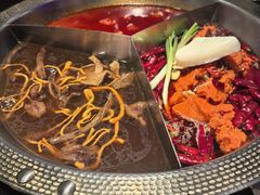 -廖掌柜·重庆鲜货火锅(上海首店)