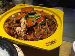-多嘴肉蟹煲(万达店)