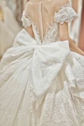-派丽莫Pellimo原创设计婚纱品牌