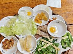 -桥香园云南过桥米线(金马碧鸡店)