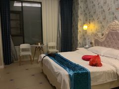 -天使恋人主题酒店(深圳翻身路店)