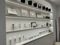 -JNK皮肤管理中心