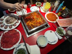 -二荆条·蜀鲜汇城市森林火锅
