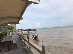 -鹰龙海畔度假酒店(咸祥店)