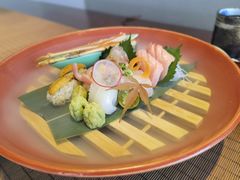 松叶蟹拼竹荚鱼鲷鱼墨鱼刺身-湖月·割烹料理(湖滨店)