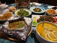 -孔雀裡融合餐厅