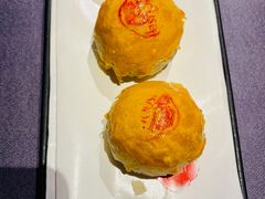 黄鱼鲞鲜肉酥饼-黄鱼馆Jhouse(外滩店)