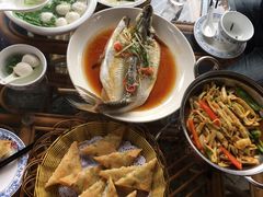 -秋香鱼馆(世凹桃园店)