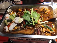 麻辣啤酒烤鱼-老表记广西宵夜螺蛳鸭脚煲(西大店)