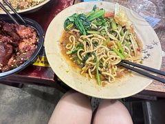-方铲铲·成都板凳面(滨江银泰店)