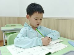 -赵汝飞练字硬笔书法(万宝财富商业广场店)