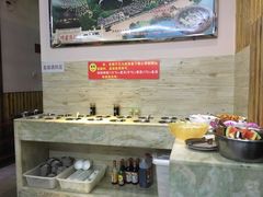 -滇香肴·云南菜蒸汽石锅鱼(云南北路店)