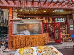 -东来菜馆•手抓海鲜家常菜•海鲜锅贴(鸽子窝店)