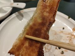 特色三鲜大锅贴-普天和酒楼·新津菜·烤鸭(天津之眼店)