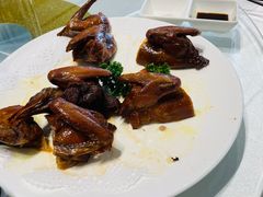 红烧乳鸽-光明招待所(邦凯科技园店)