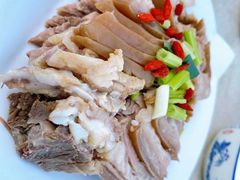 -墨脱石锅椰子鸡•香草鸭•东山羊(大东海店)