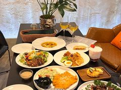 -mordew加州日记西餐&小酒馆(新天地店)