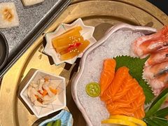 -山川小町·极番烧肉(新地假日广场店)