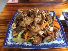 -七彩云酸水鱼(龙胜十七分店)
