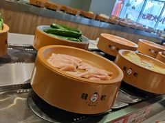 -龍歌自助小火锅(市南金茂湾店)