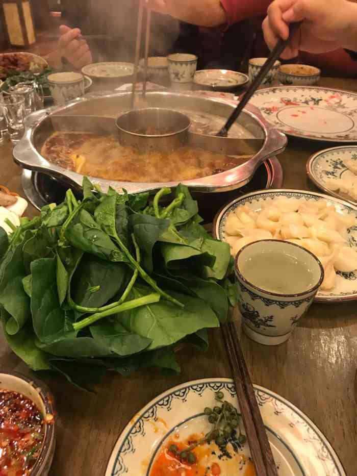 骑龙火锅-"我去过两三次,都感觉还不错,最喜欢吃里面.