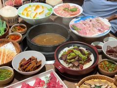 -蘑界·野生菌火锅(深业上城店)