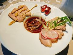 -穹六人间 people 6(岳阳路店)