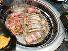 -烤路里·韩国品质自助烤肉(石路天虹4号店)
