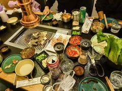 -臻牛烤肉