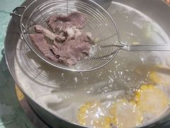 -浪里寻·臻牛养生牛肉火锅(方圆荟店)
