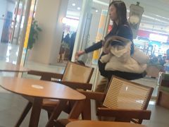 -奈雪的茶(亨特国际广场店)