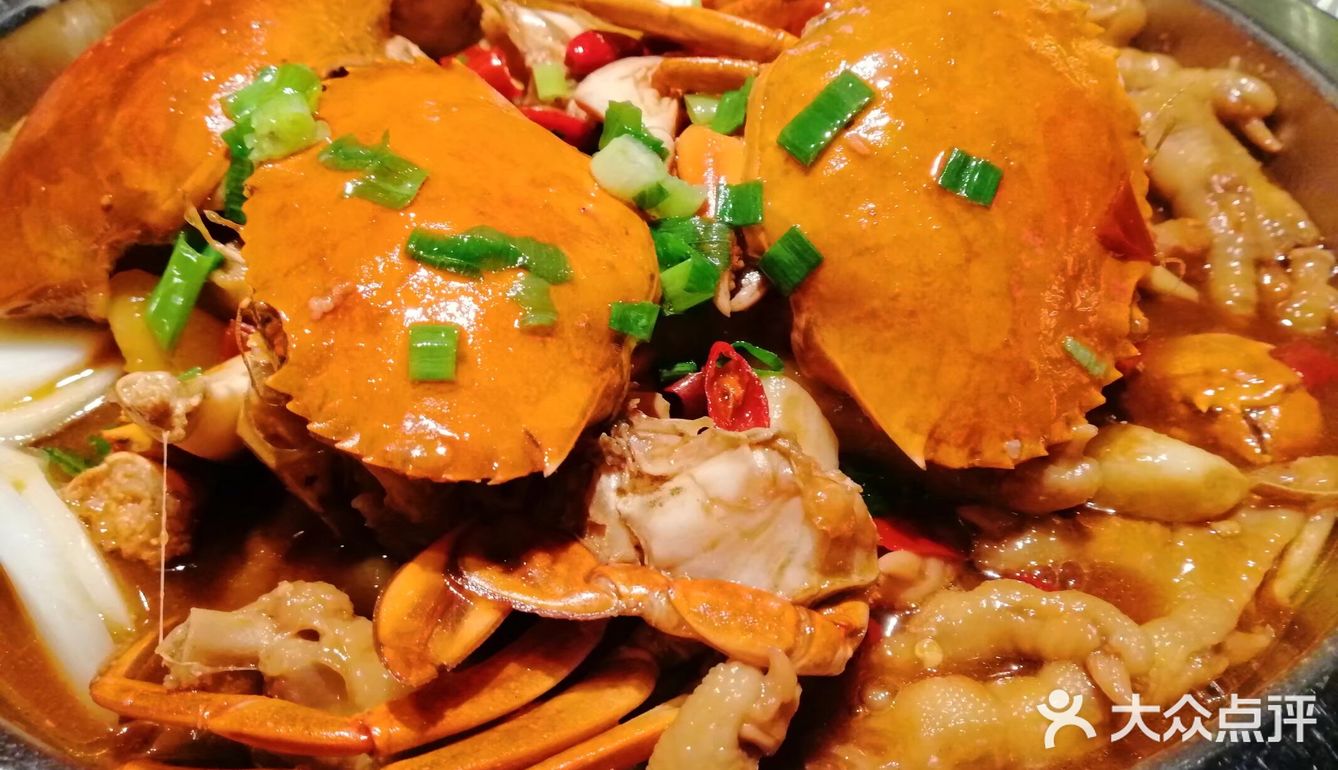 济南探店记：胖哥俩肉蟹煲[呲牙][呲牙]