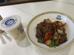-弄堂咪道-饭香·面香·馄饨香(兴梅店)