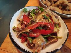 -老凯俚酸汤鱼(鸿通城店)